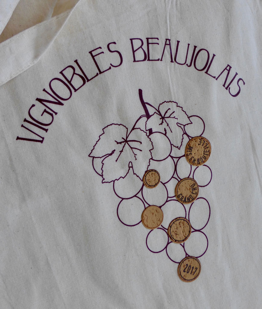 tablier-vignobles-beaujolais-by-tip-beyno-01